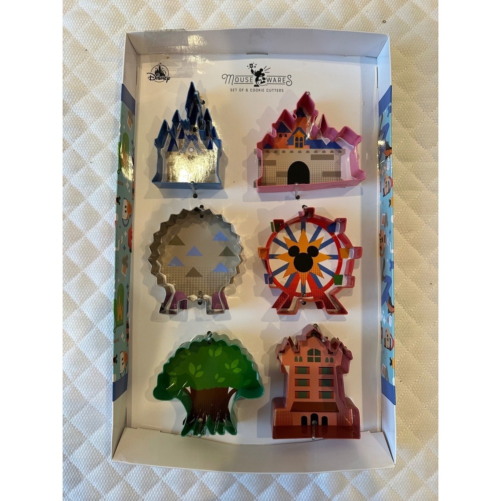 Disney Mousewares Theme Park Icons Cookie Cutter Set 6 Metal Castle Tower New